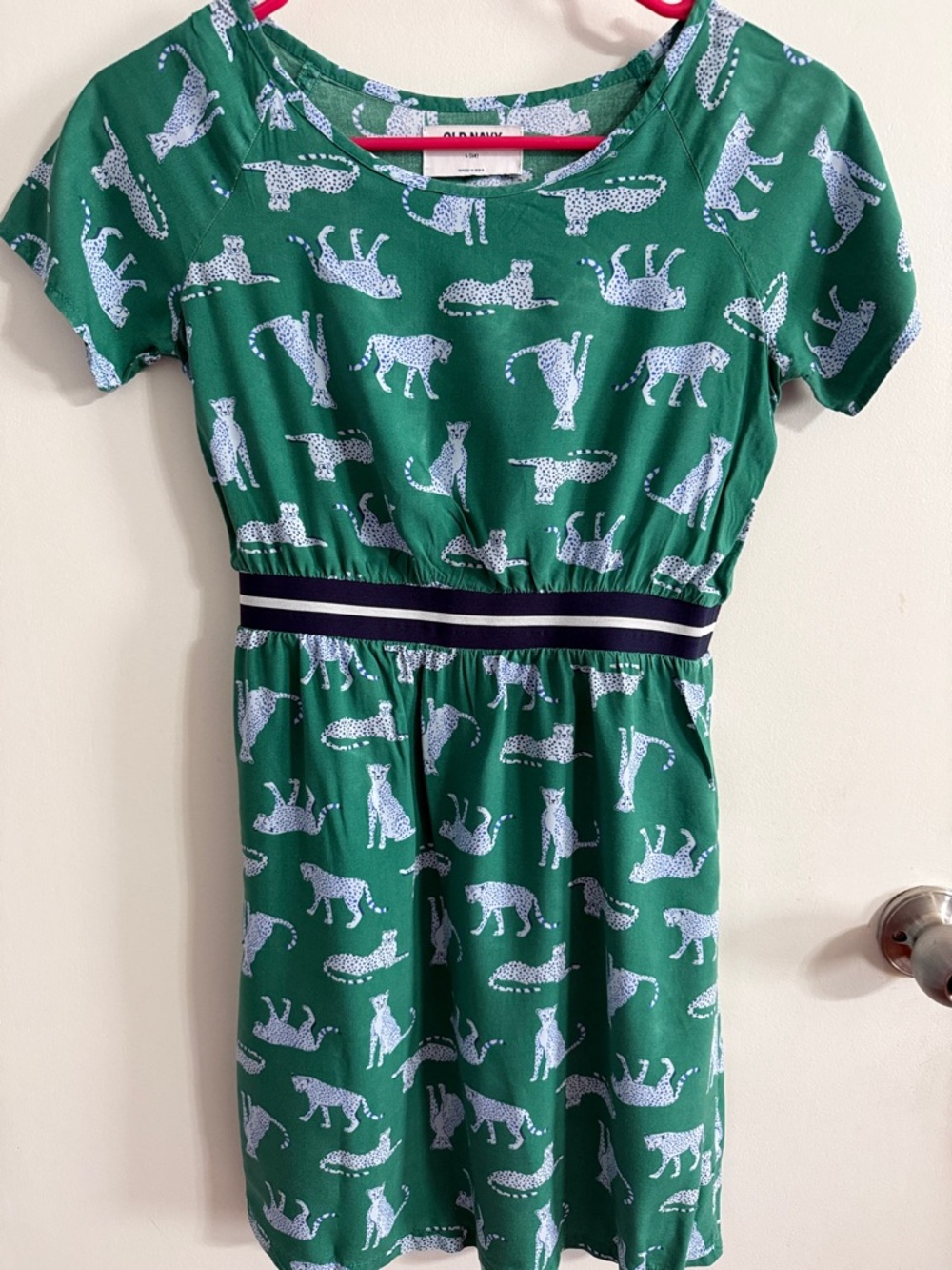 Old Navy Green Animal-Print Short Sleeve Dress with Striped Waist - Picture 3 of 5